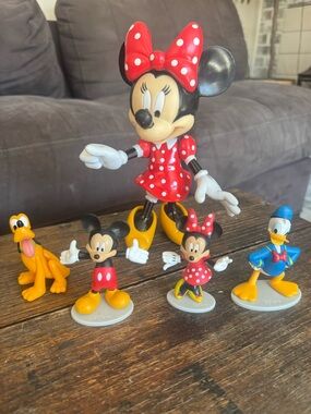 Disney Minnie Mouse and Friends Figurine Set PVC lot